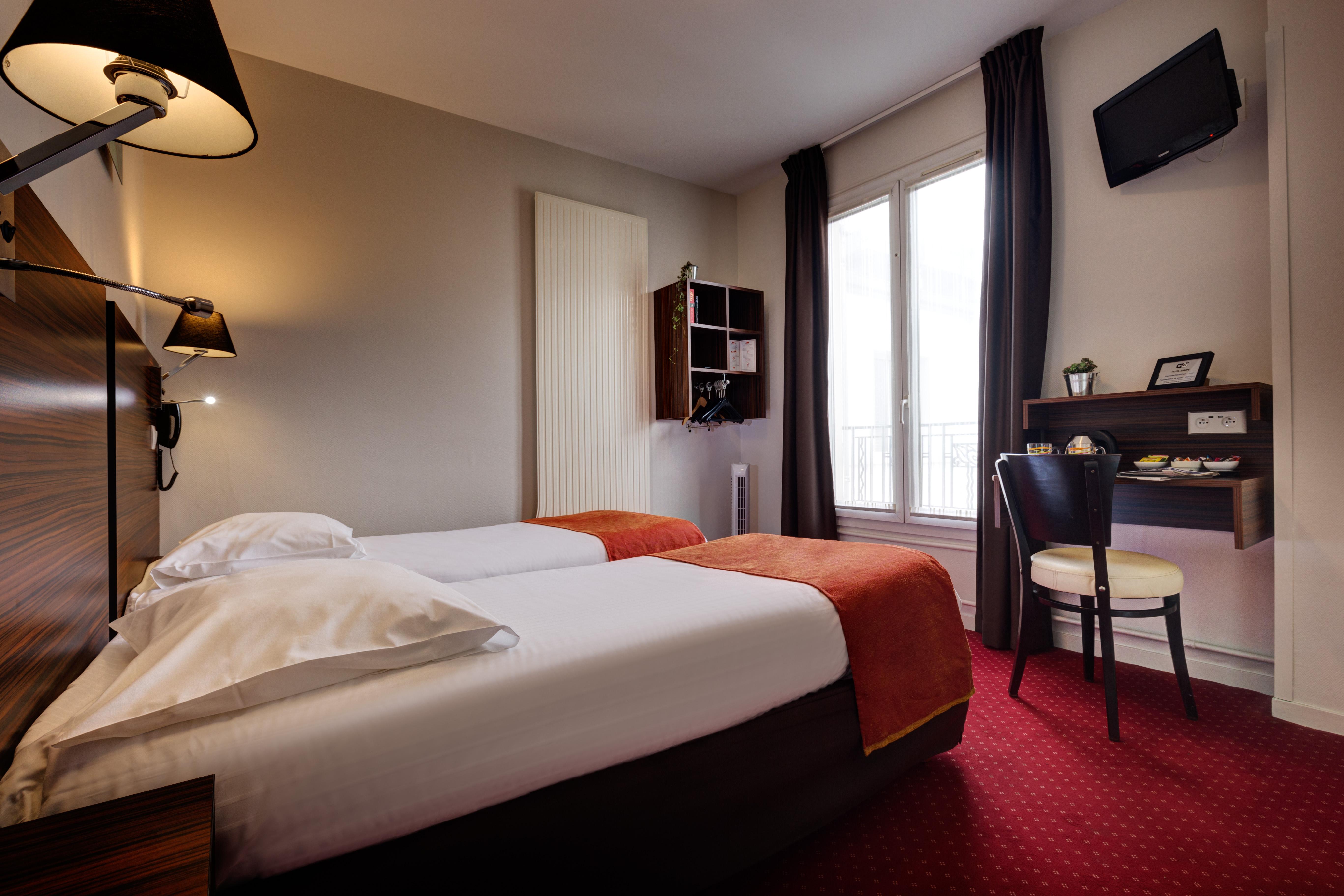 Hôtel Léna Paris Exterior foto